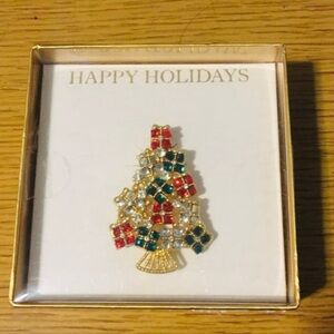 Festive Gold Christmas Tree Brooch
